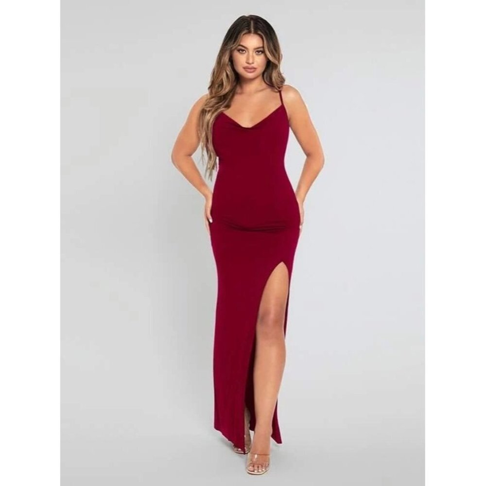 NWT SHEIN SXY Split Thigh‎ Simple Sexy Dress in Burgundy - Size XS